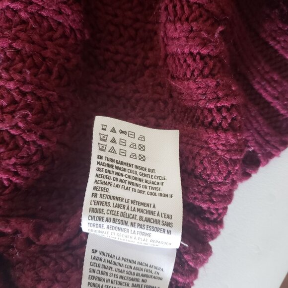 American Eagle Womens Red Knit Jegging Sweater Size S Preppy Layering Autumn - Picture 8 of 8